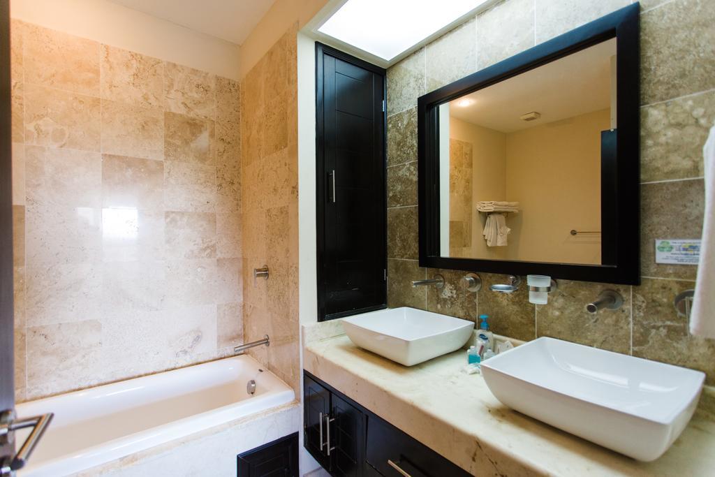 Apartament Oceanfront El Faro Surf 302 Playa del Carmen Zewnętrze zdjęcie